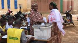 people of Benin vote in the legislative elections