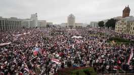 Belarusian opposition supporters rally